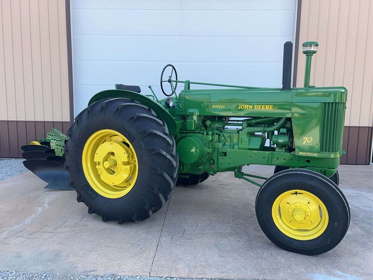 1955-john-deere-70-image-1