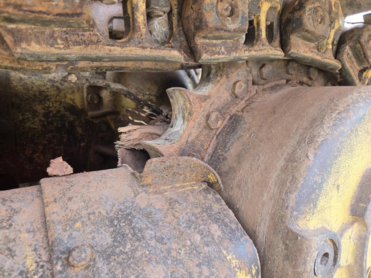 2001-caterpillar-d5c-image-33
