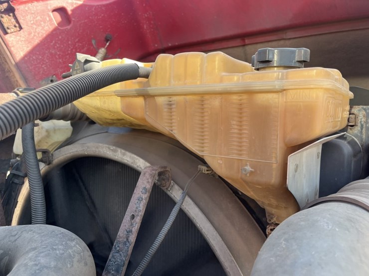 2007-peterbilt-367-image-35