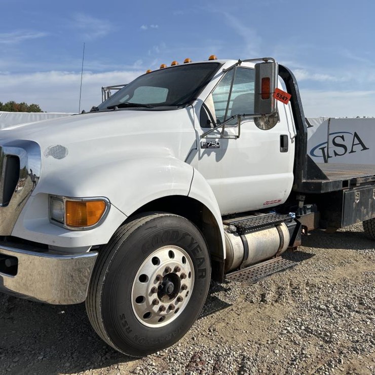 FORD F750