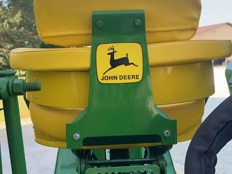 1962-john-deere-2010-image-50