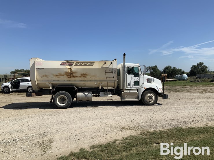 2011-kenworth-t370-image-4