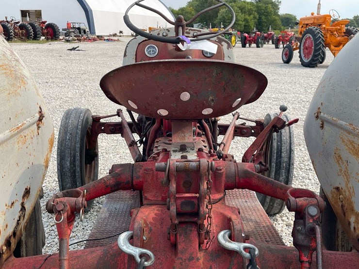 ford-8n-image-40