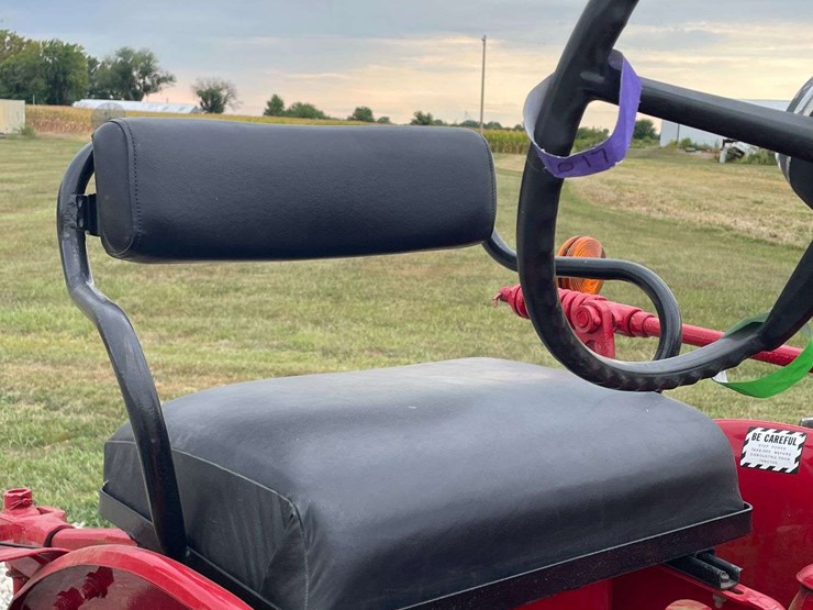 farmall-140-image-53