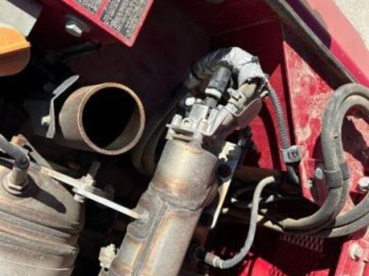 2020-yanmar-c50r-image-19