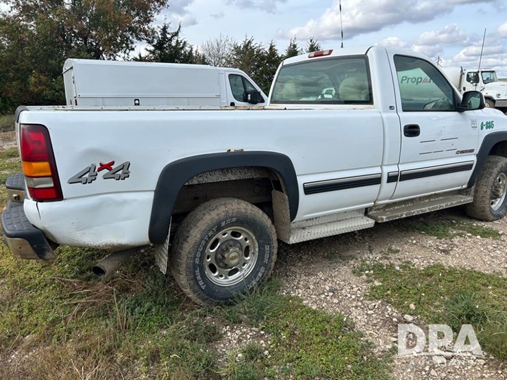 2002-chevrolet-2500hd-image-6