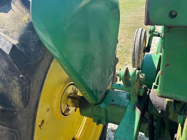 1958-john-deere-720-image-17