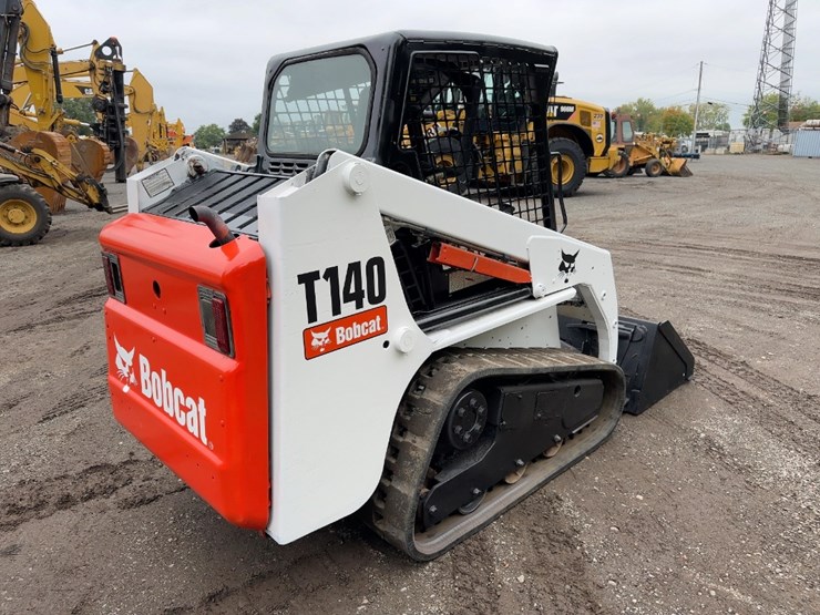 2006-bobcat-t140-image-5