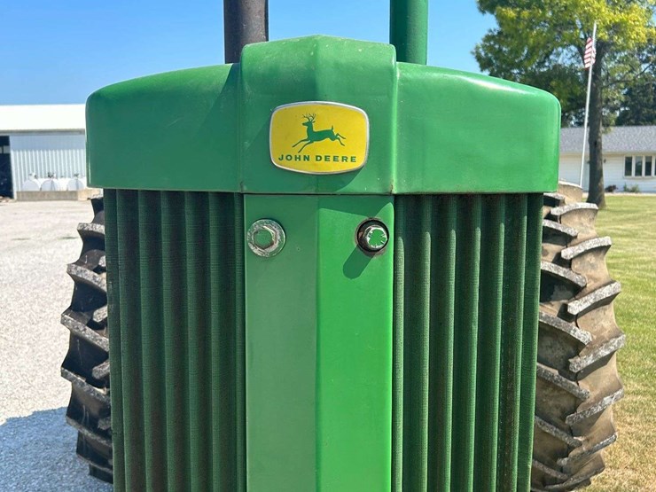 1958-john-deere-720-image-6