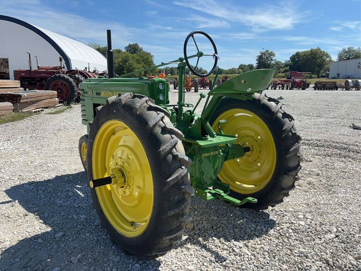 john-deere-h-image-3