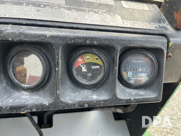 clark-gps25mc-forklift-(jn3106,-unit-3002)-image-31