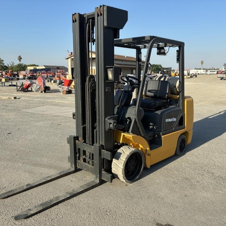 2004 KOMATSU FG30SHT-14