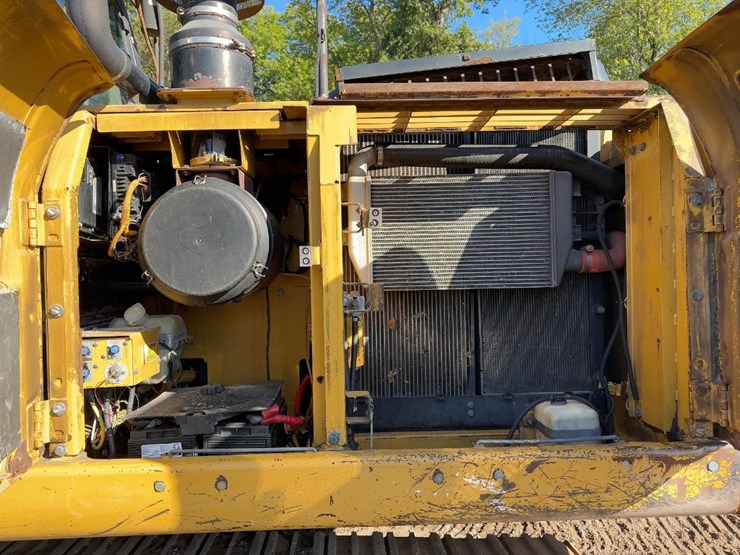 2011-caterpillar-320dl-image-31