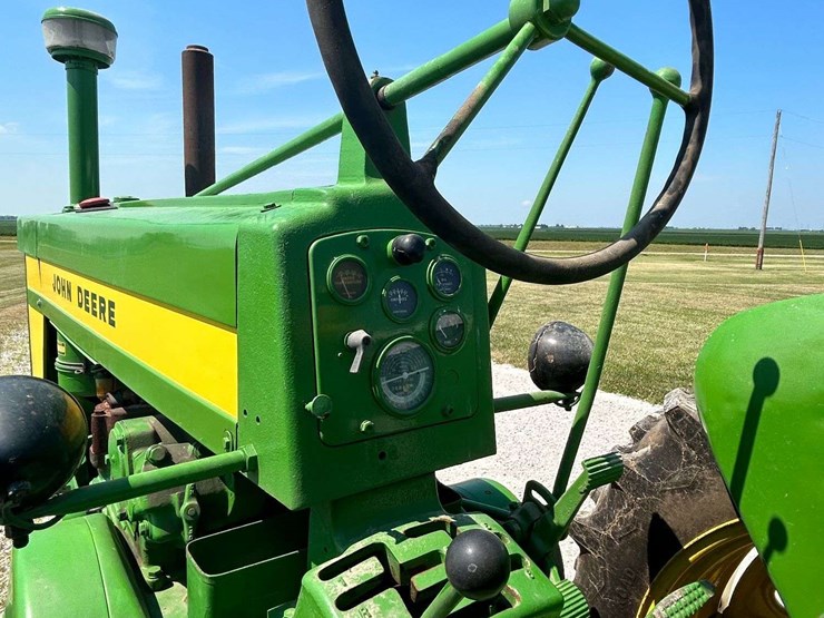 1957-john-deere-720-image-14