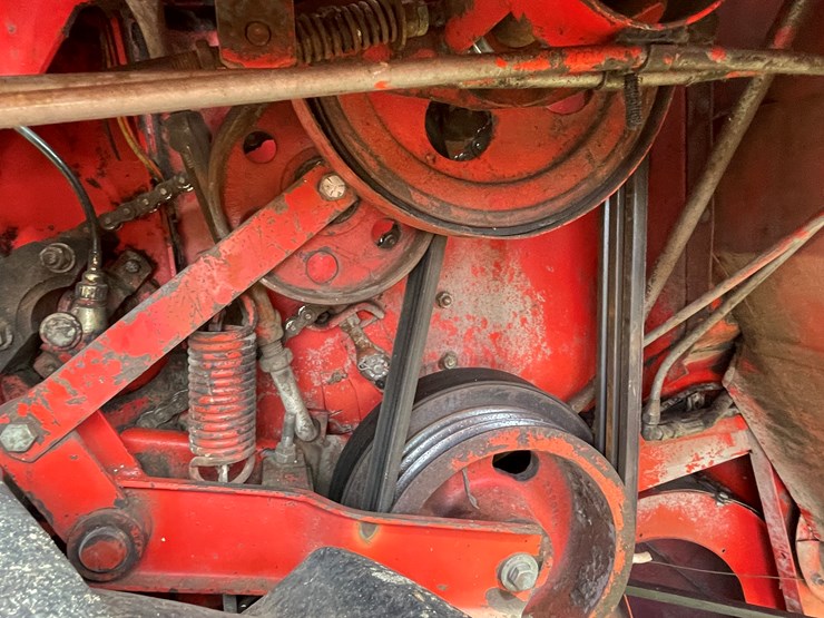 massey-ferguson-510-image-18
