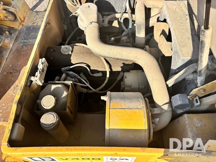 caterpillar-v40dsa-image-32