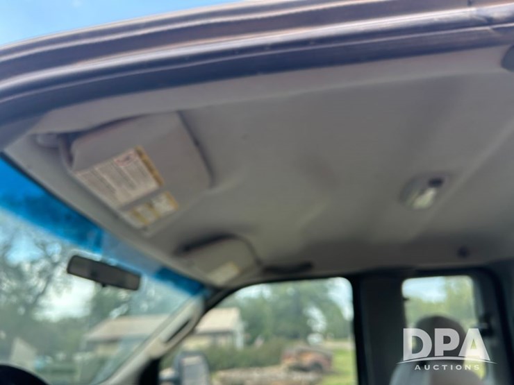 2005-ford-f350-xlt-image-24