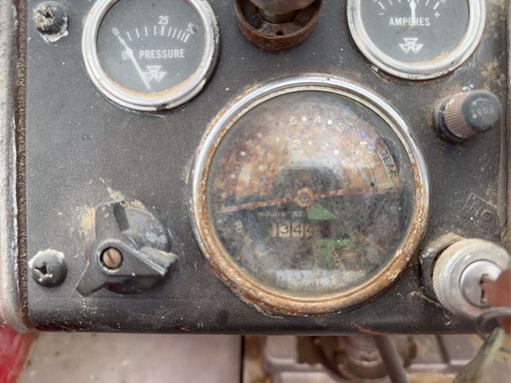 massey-ferguson-97-image-8