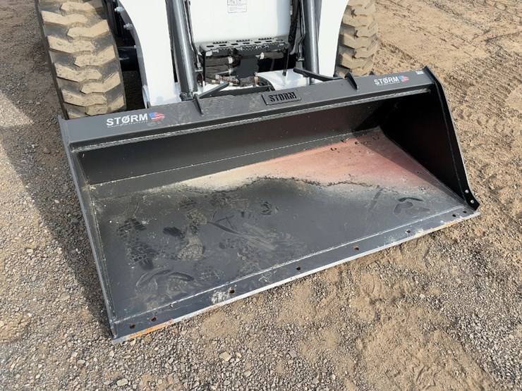 2017-bobcat-s650-image-8
