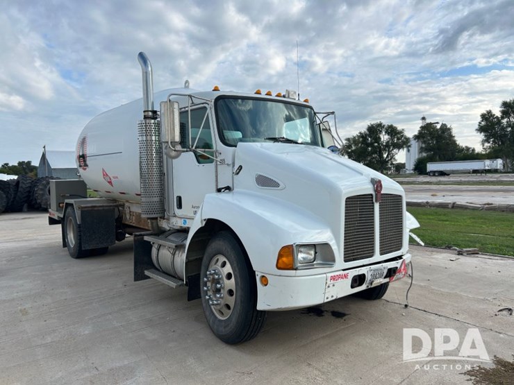 2003-kenworth-truck-(cp1130,-unit-4650)-image-1