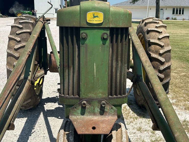 1956-john-deere-520-image-11