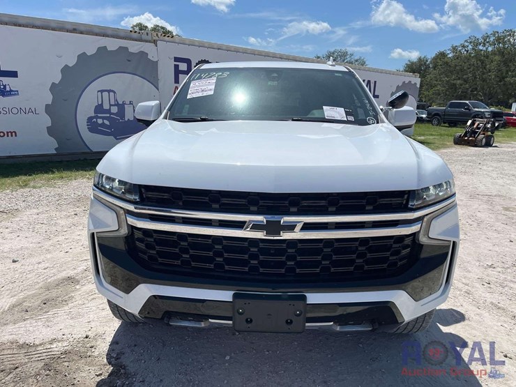 2022-chevrolet-tahoe-image-22