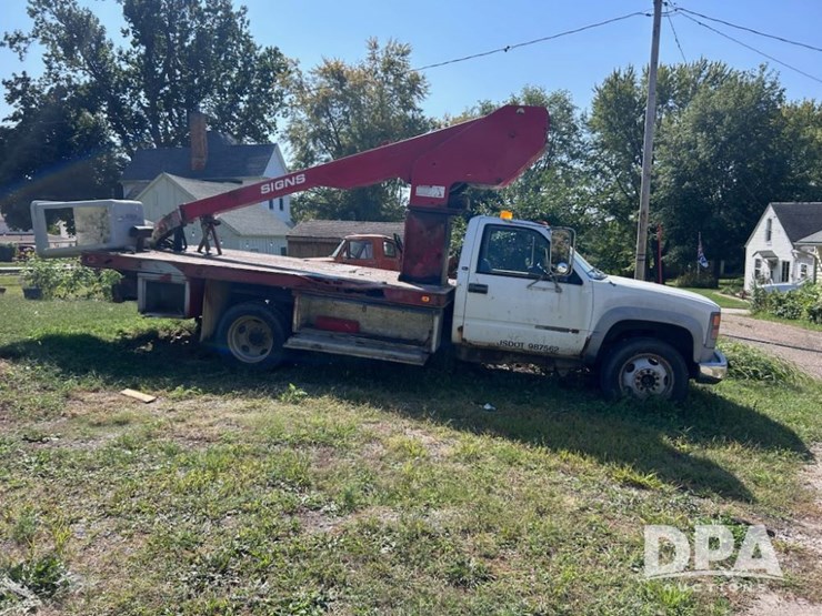1997-gmc-sierra-3500-image-3