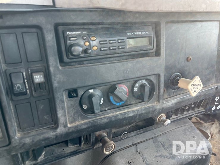 2000-ihc-4700-boom-truck-(jn3112,-unit-603)-image-49