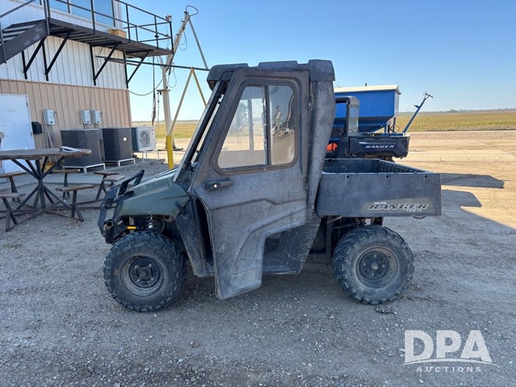 2013-polaris-ranger-image-10