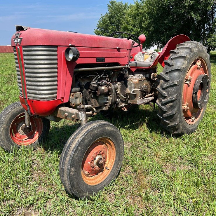 MASSEY-FERGUSON 50