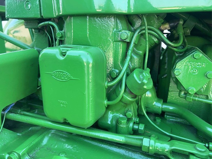 1955-john-deere-70-image-33