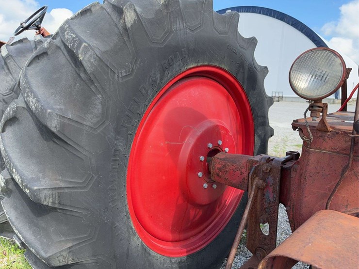farmall-m-image-18