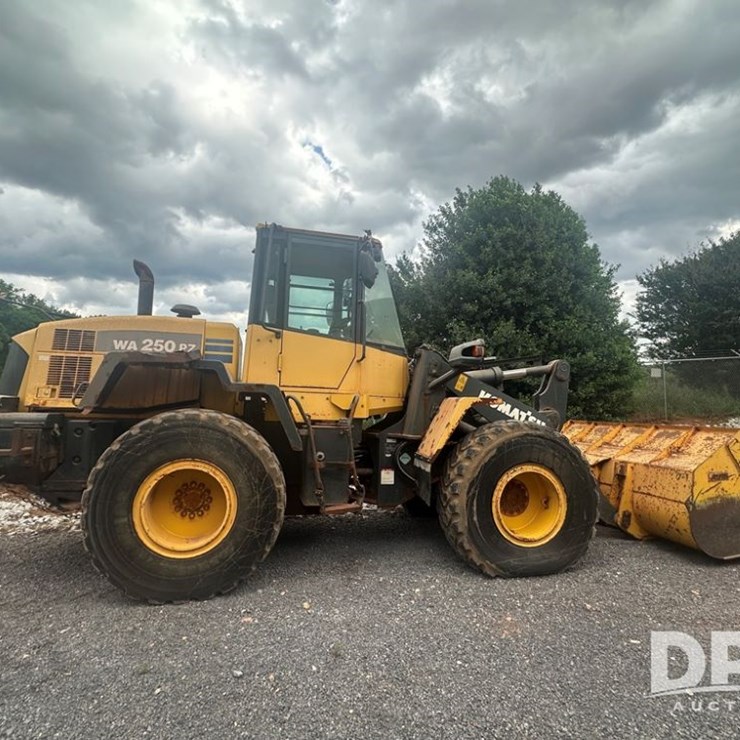 2013 KOMATSU WA250PZ