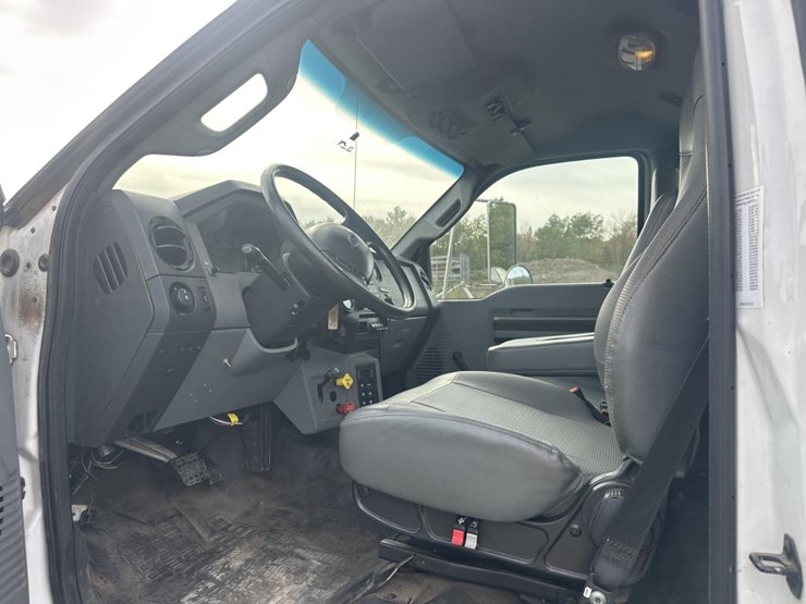 ford-f750-image-23