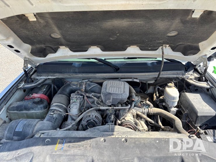 2010-chevrolet-3500hd-image-5