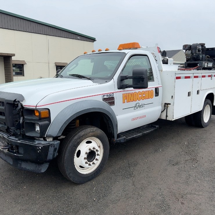 2008 FORD F550 XL