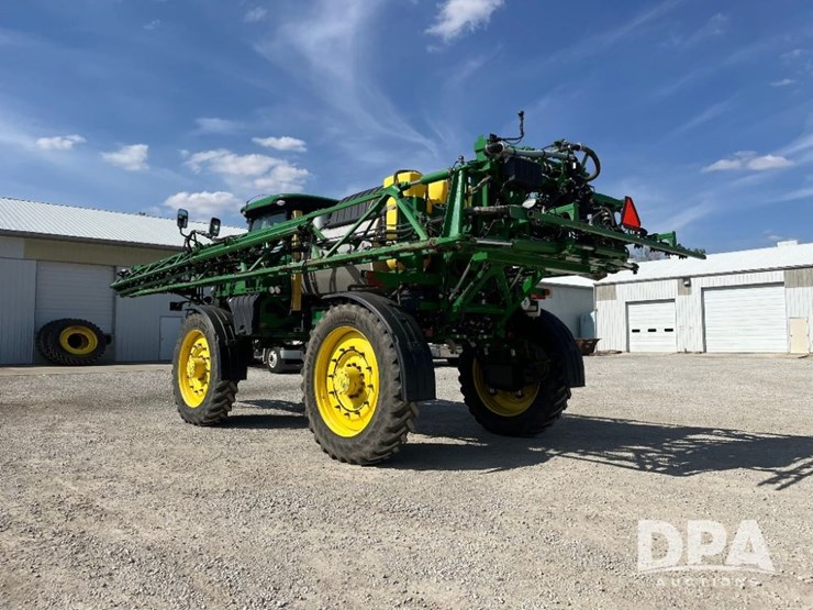 2019-john-deere-r4045-image-15