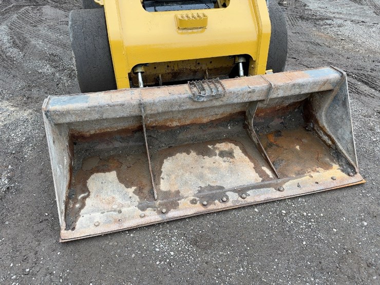 2012-caterpillar-262c2-image-8