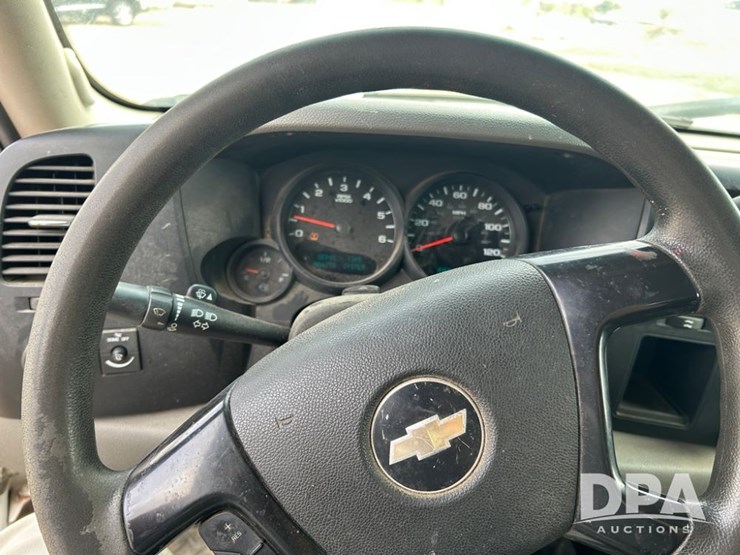 2008-chevrolet-silverado-image-21