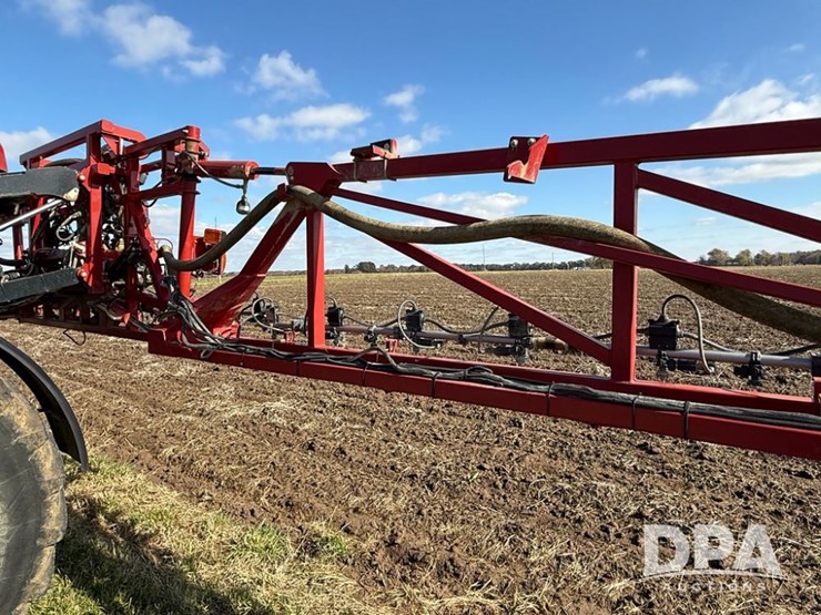 2018-case-ih-patriot-3340-image-16