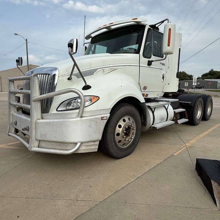 2010 INTERNATIONAL PROSTAR