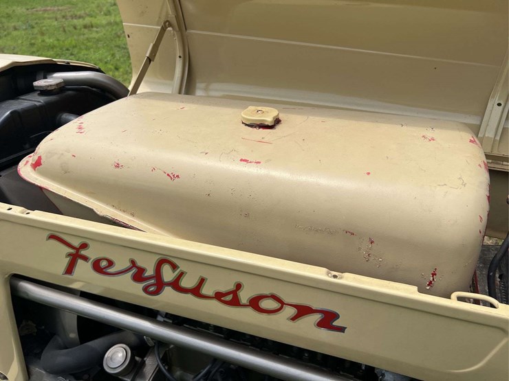 massey-ferguson-40-image-80