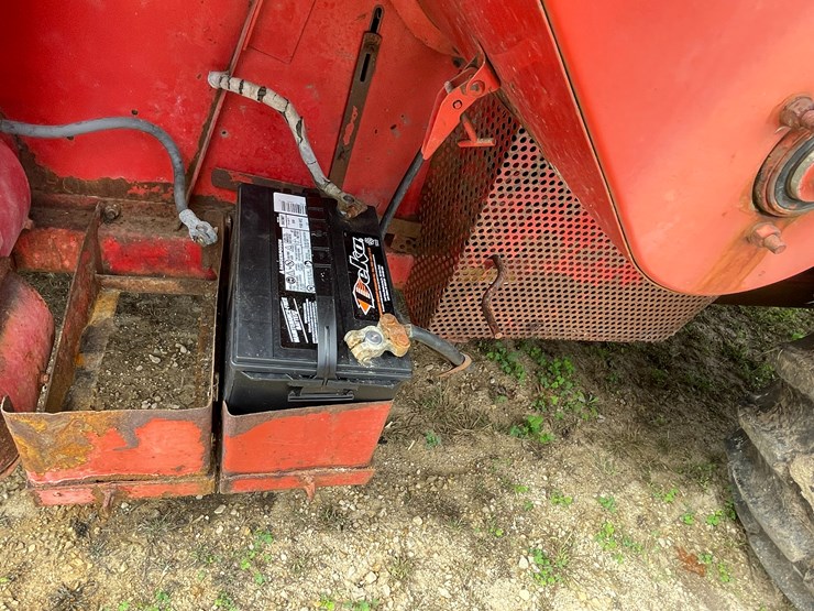 massey-ferguson-510-image-39