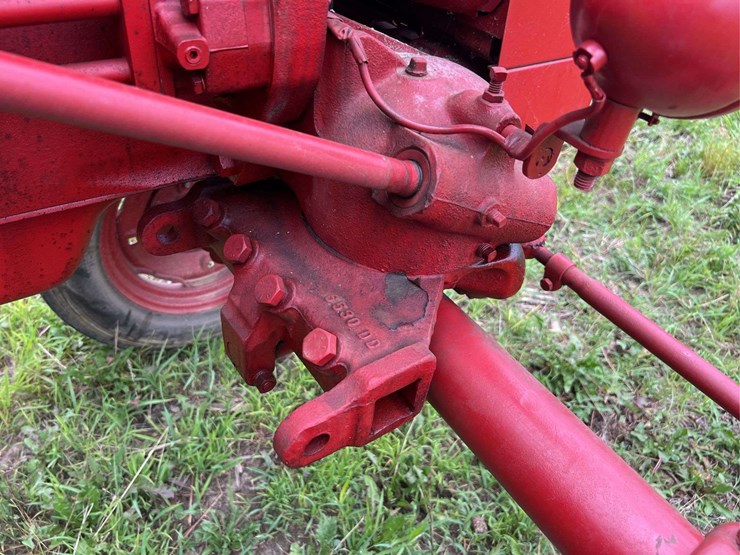 farmall-140-image-34