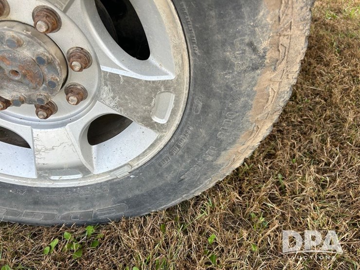 2011-ford-f250-image-13