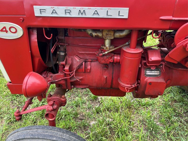 farmall-140-image-65