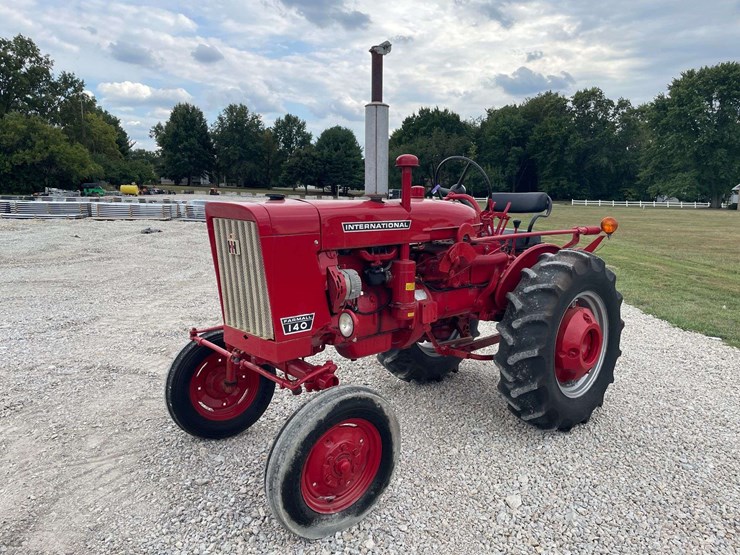 farmall-140-image-1
