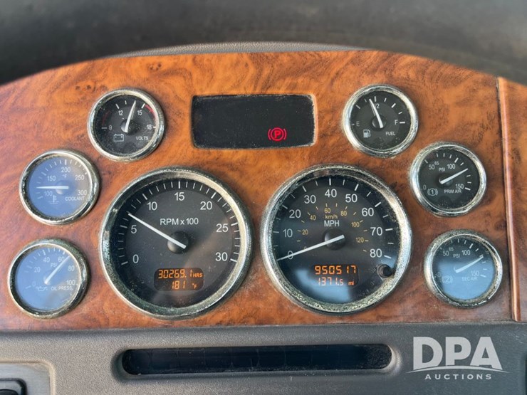 2007-peterbilt-386-image-46