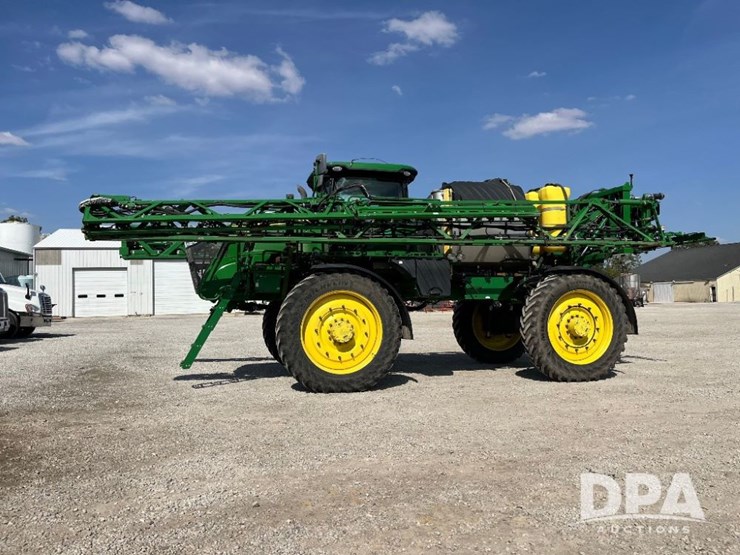 2019-john-deere-r4045-image-19