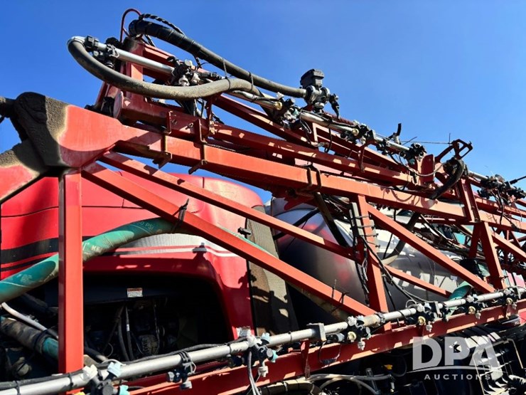 2015-case-ih-patriot-4440-image-88
